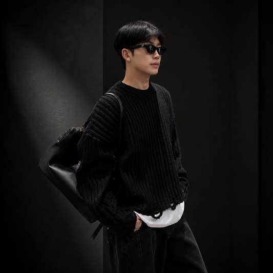 Buzo Broken Hole Negro Oversize | HouseStudios
